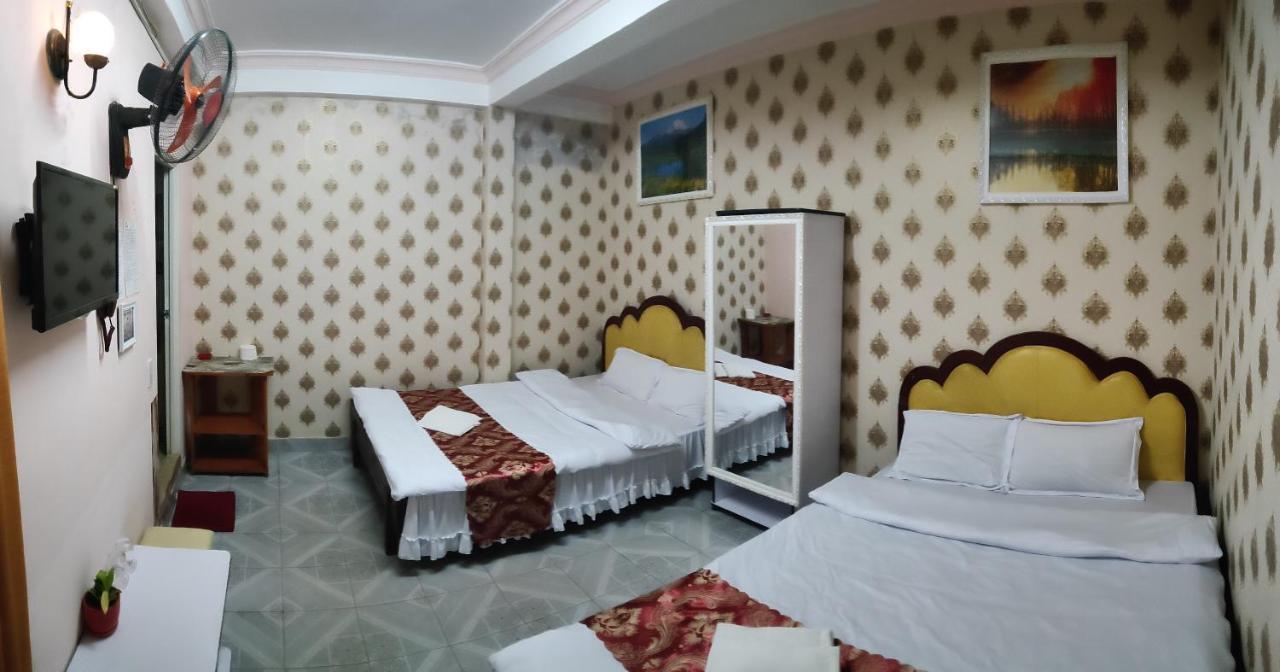 Hoang Uyen Hotel Đà Lạt Extérieur photo